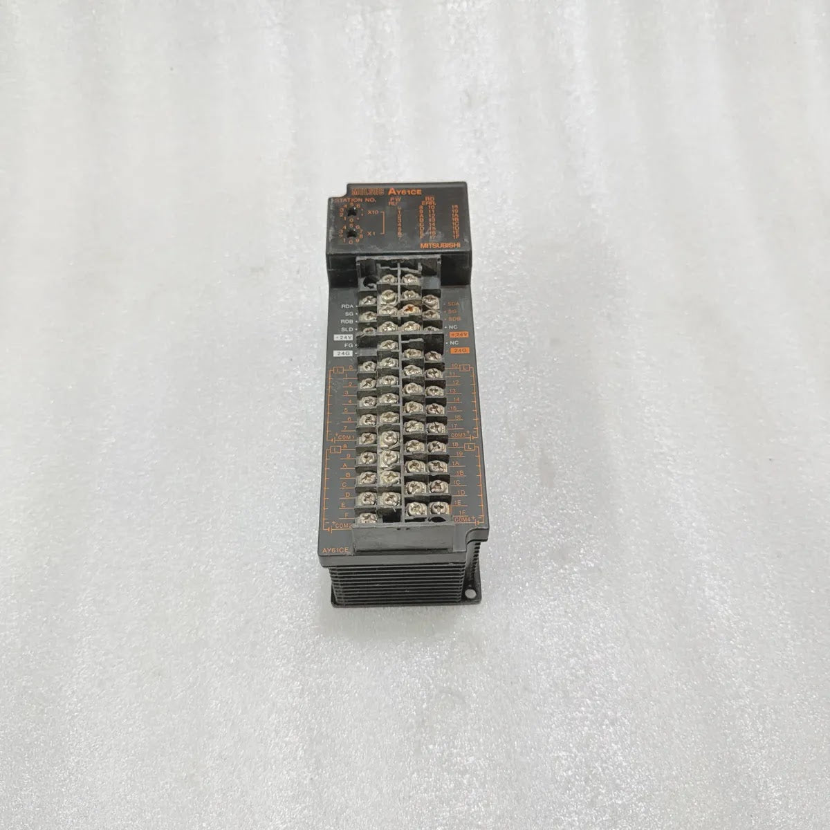 Mitsubishi MELSEC AY61CE Output Module Pre-Owned