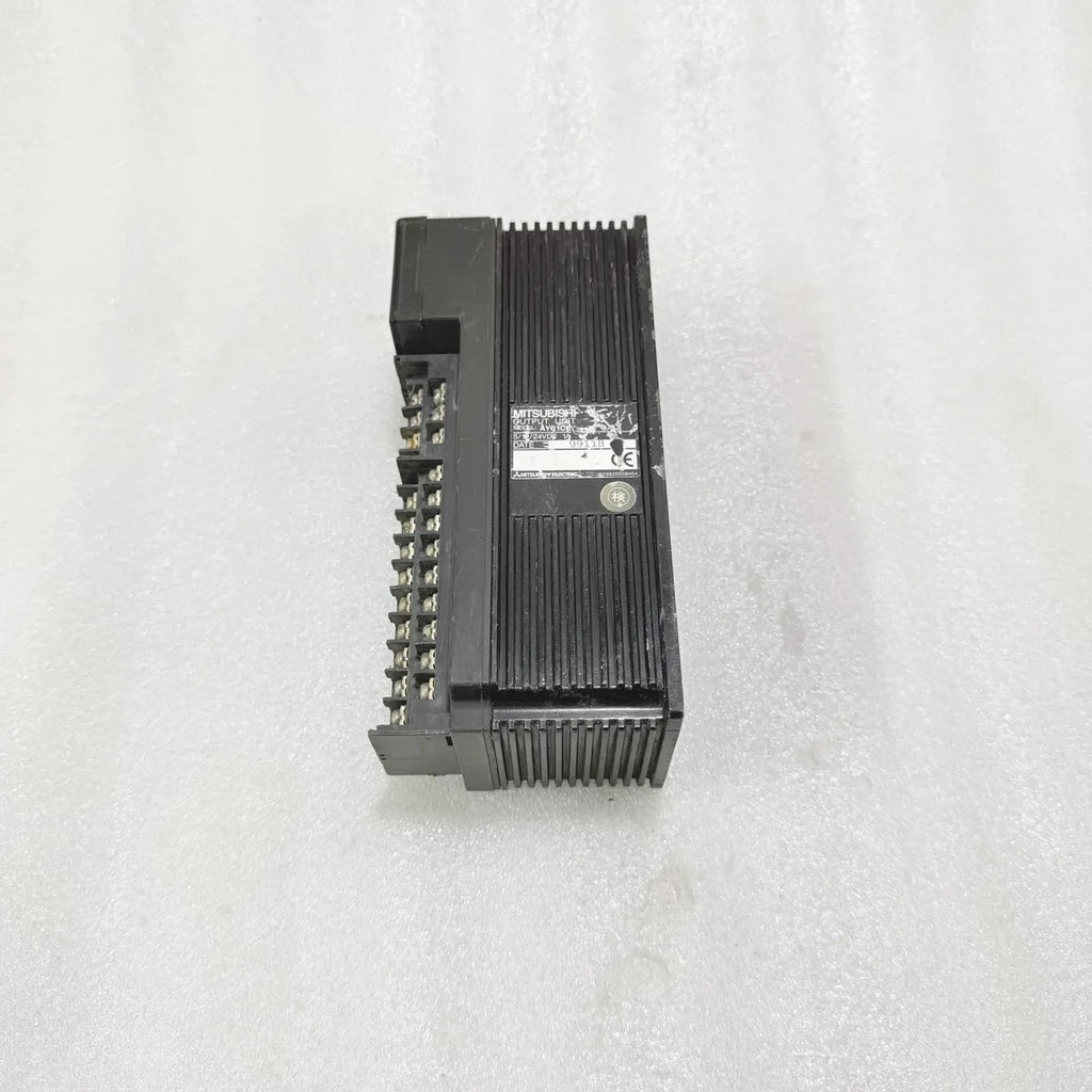 Mitsubishi MELSEC AY61CE Output Module Pre-Owned