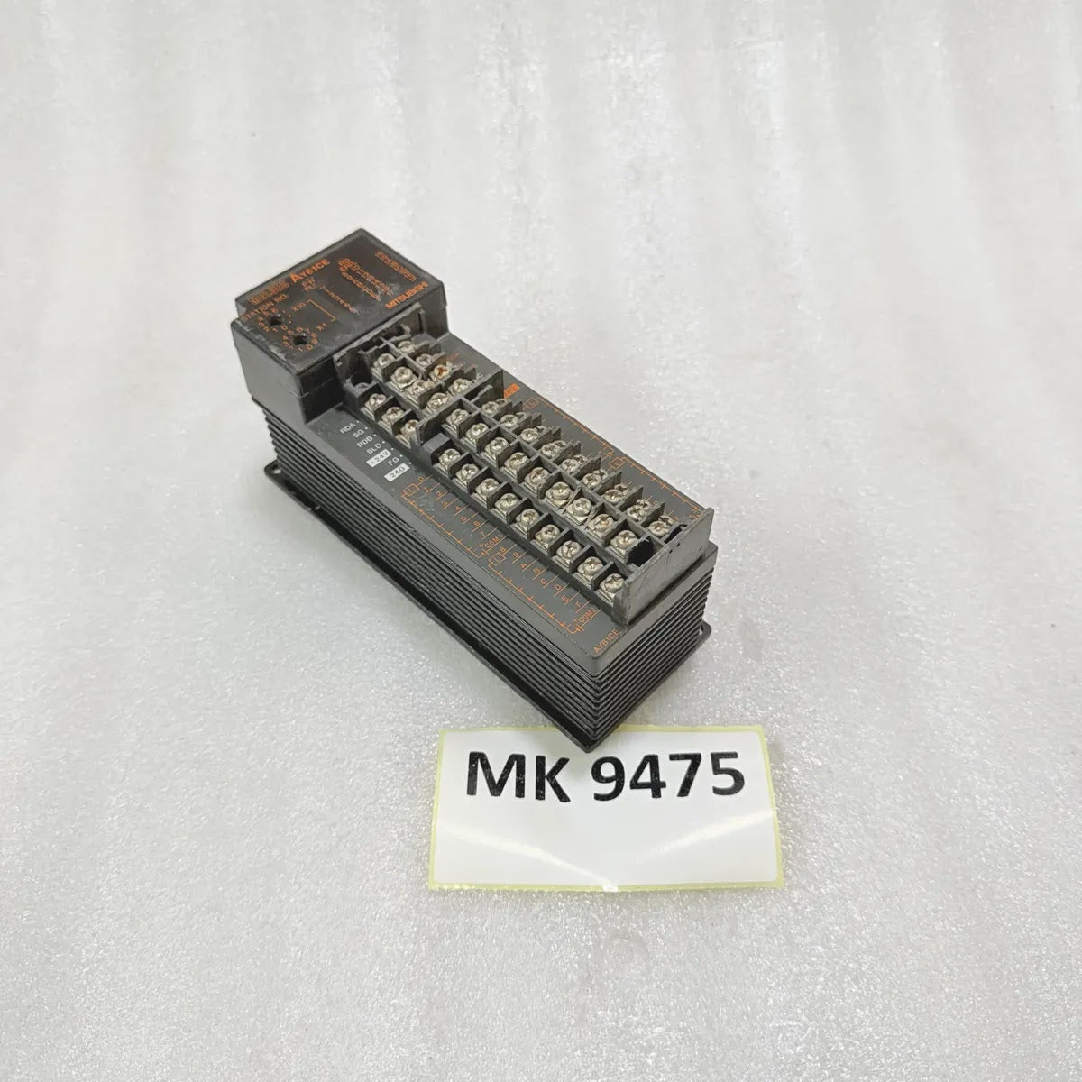 Mitsubishi MELSEC AY61CE Output Module Pre-Owned
