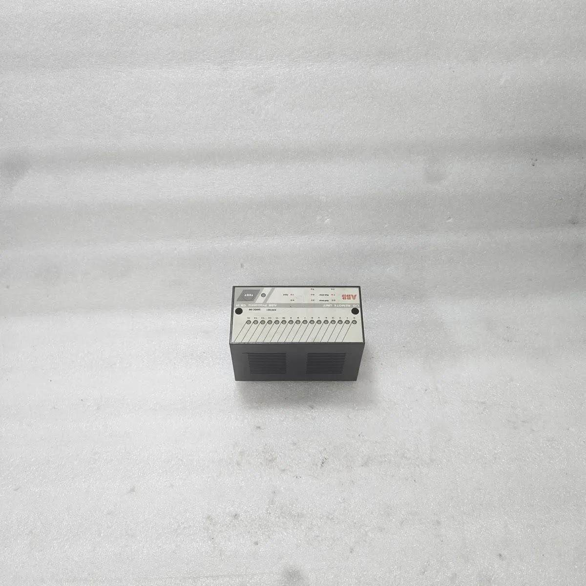ABB ICSI16E1 Procontic CS 31 I/O Remote Unit 24VDC 5W