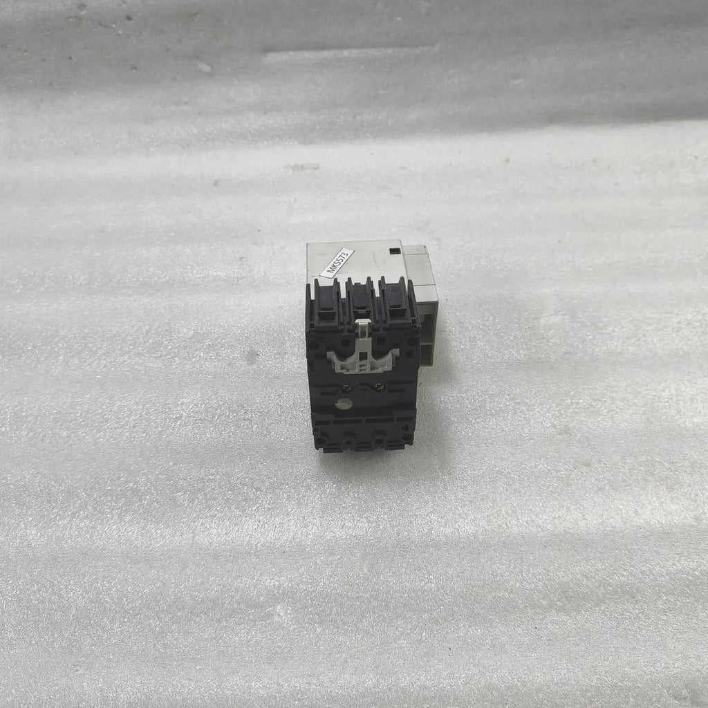 Moeller ZMR-16-PKZ2 Motor Protective Circuit Breaker PKZ2 0.6-40A 600V 3-Pole