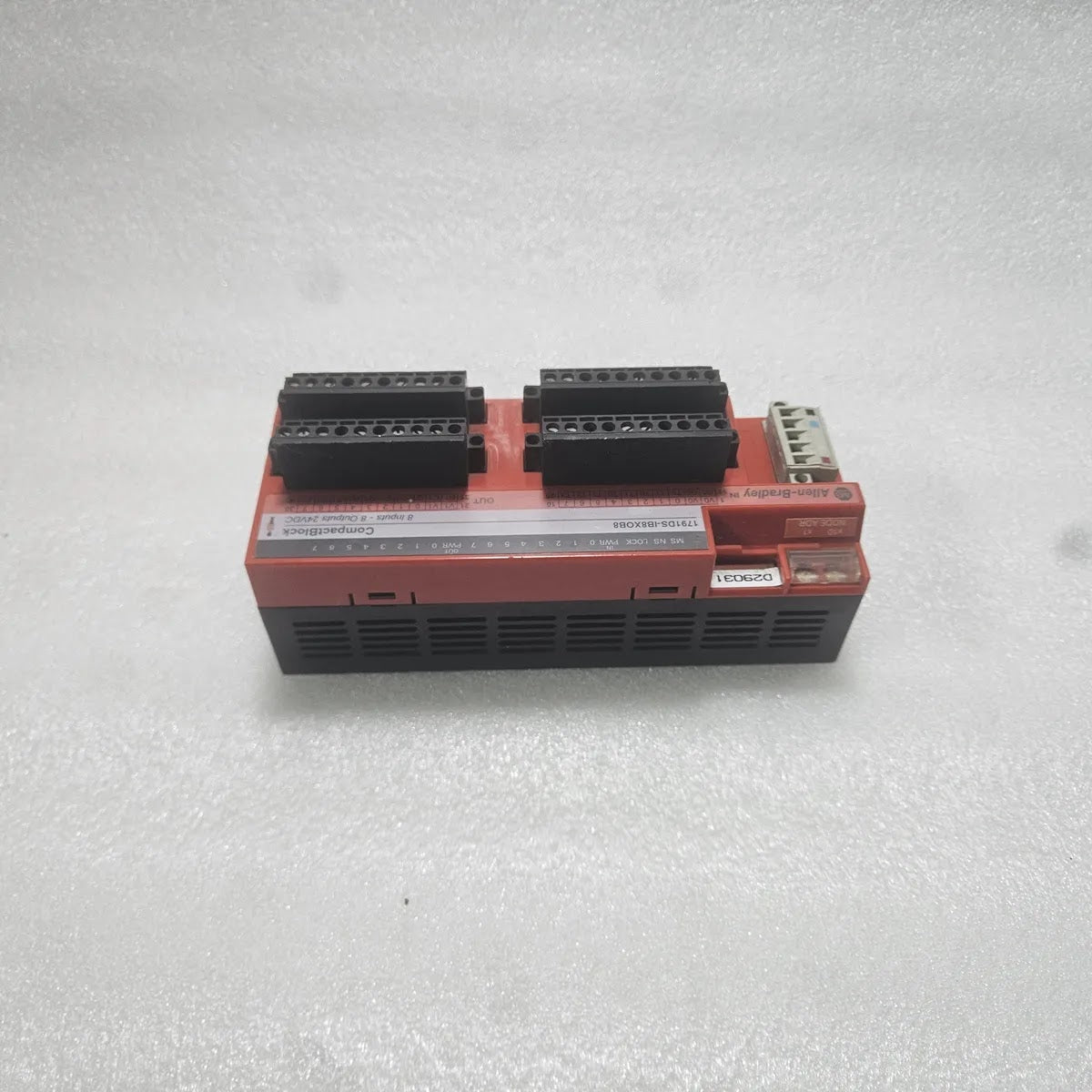 A Bradley 1791DS-IB8XOB8 CompactBlock Safety I/O 24VDC