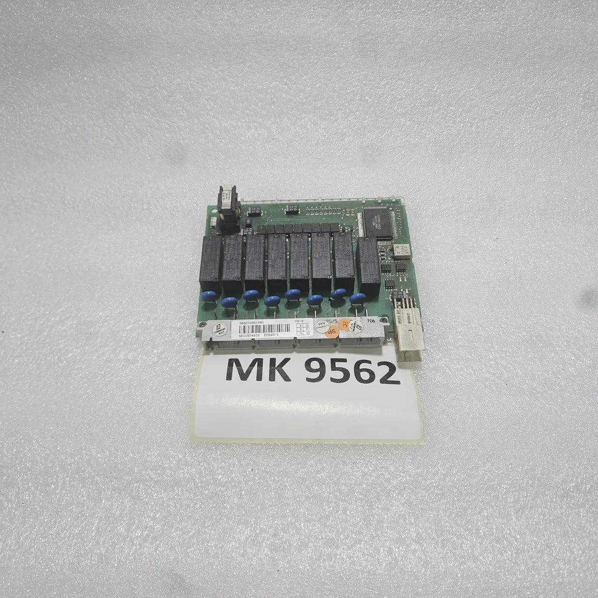 ABB 3BSE008515R1 Relay Output Module PCB Board