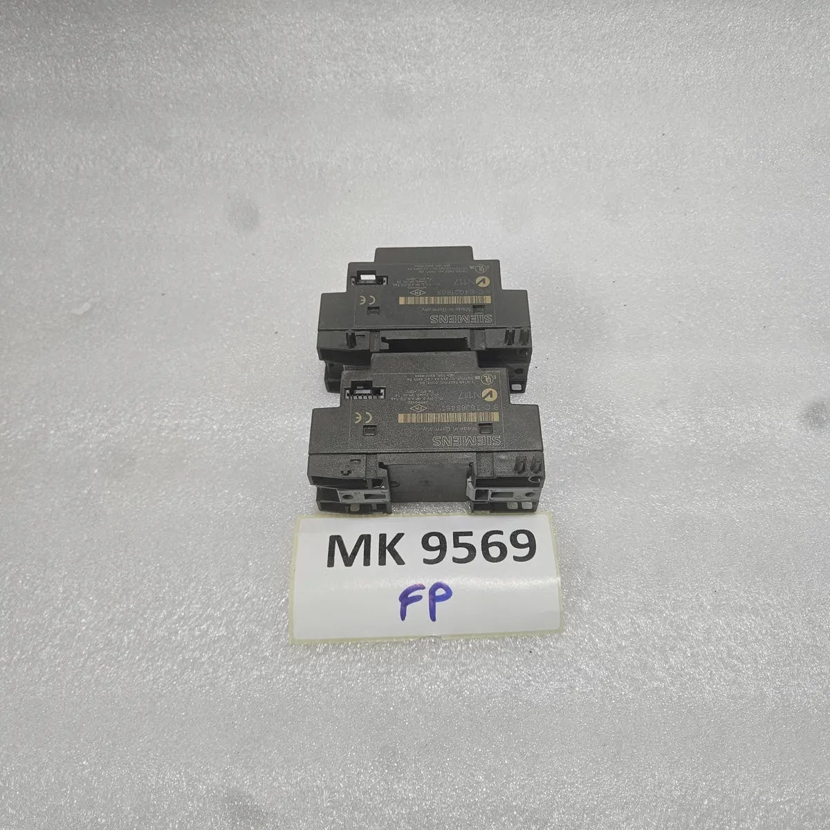 Siemens 6ED1 055-1MB00-0BA1 LOGO! DM8 12/24R Relay Module - FOR PARTS