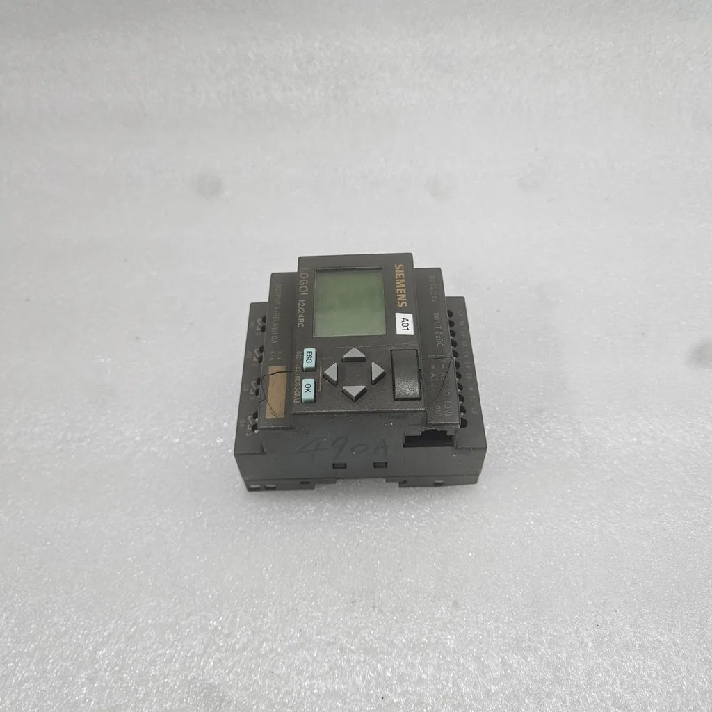 Siemens LOGO! 12/24RC 6ED1052-1MD00-0BA5 Logic Module - FOR PARTS