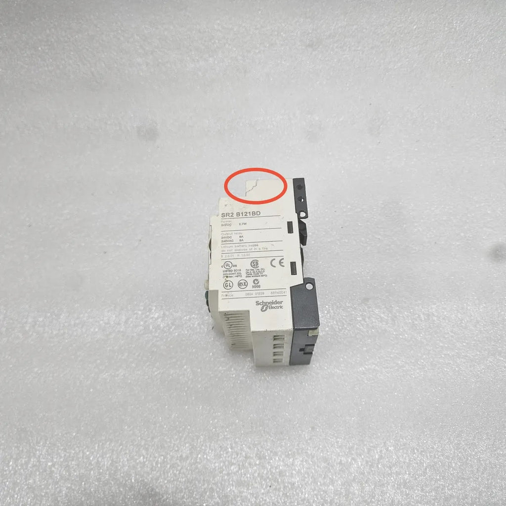Schneider Electric SR2 B121BD Zelio Smart Relay 24VDC - FOR PARTS