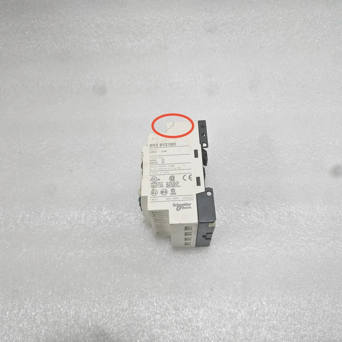 Schneider Electric SR2 B121BD Zelio Smart Relay 24VDC - FOR PARTS