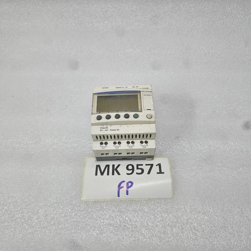 Schneider Electric SR2 B121BD Zelio Smart Relay 24VDC - FOR PARTS