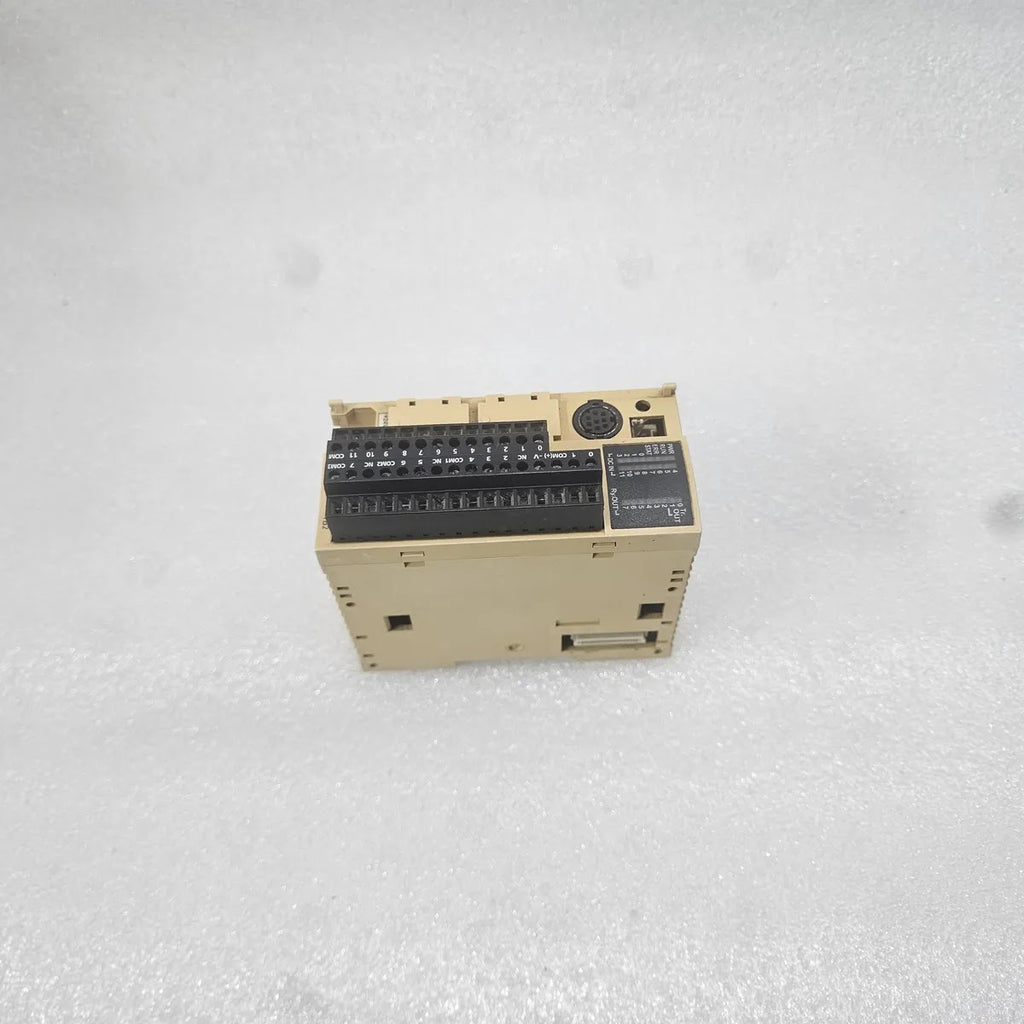 S ELECTRIC TWDLMDA20DRT Twido PLC Base Unit 12In 8Out 24VDC