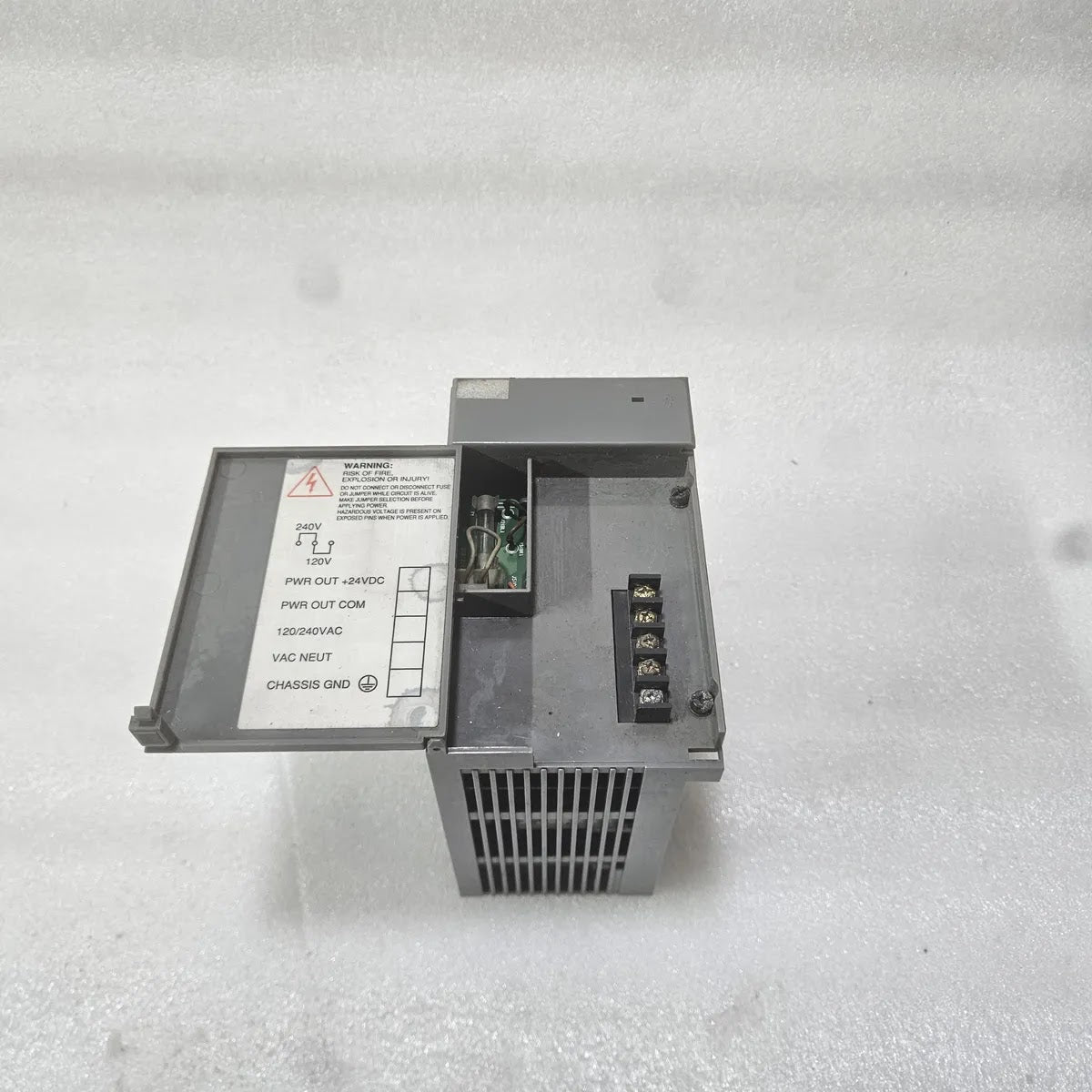 Allen-Bradley 1746-P2 SLC 500 Power Supply 85-265VAC 5A 24VDC Ser C