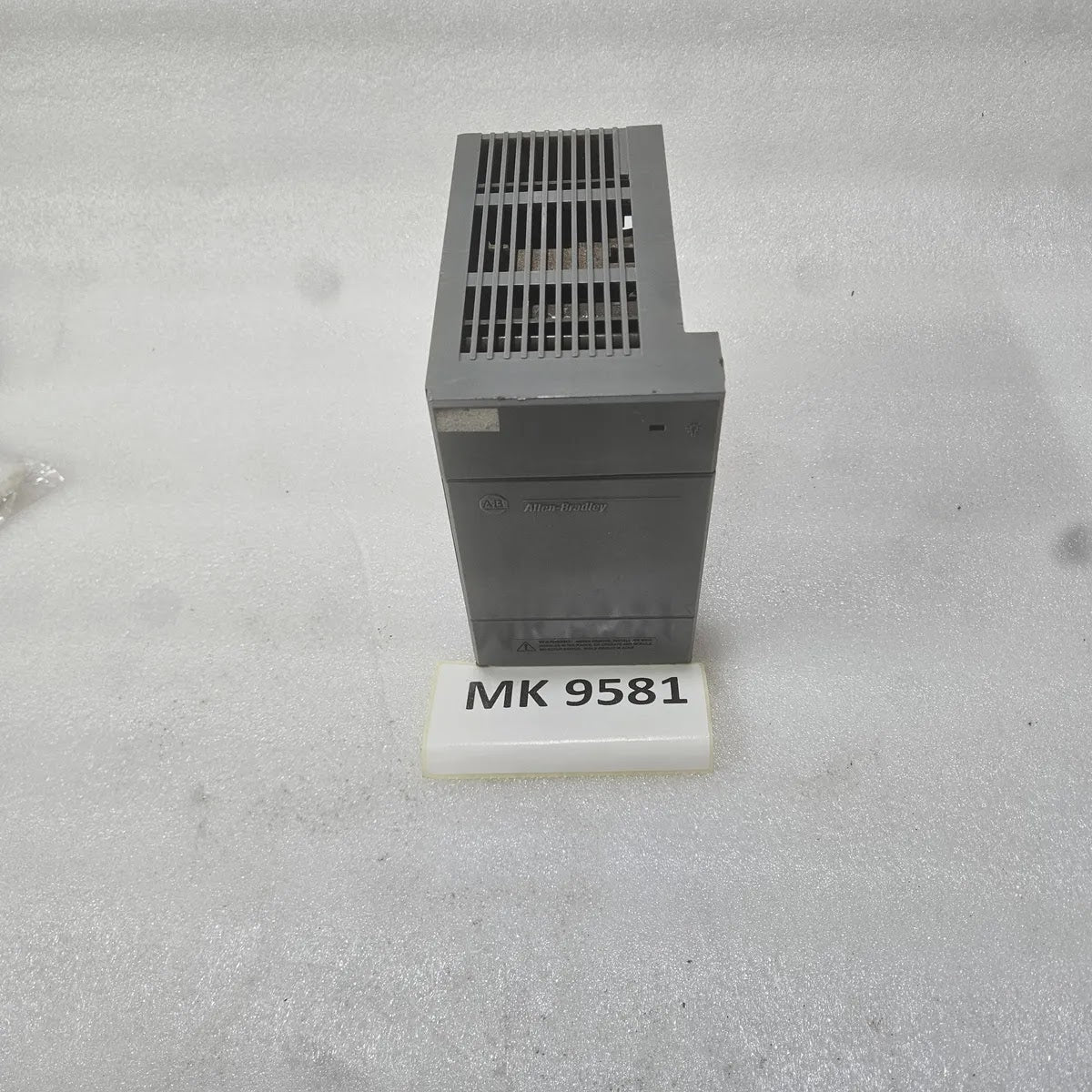 Allen-Bradley 1746-P2 SLC 500 Power Supply 85-265VAC 5A 24VDC Ser C