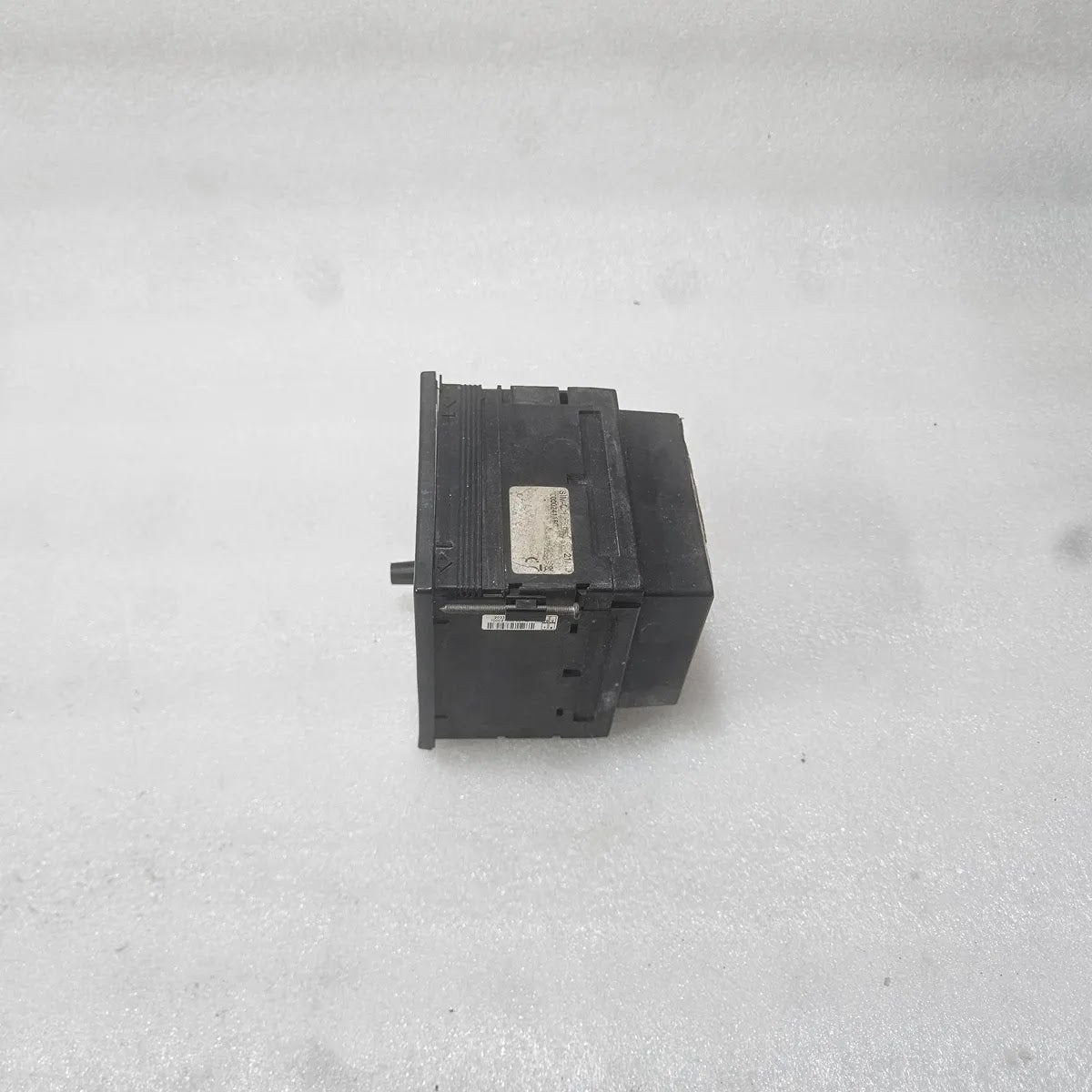 DEIF SIM-Q Insulation Monitor Relay 690/400V 220-240V AC