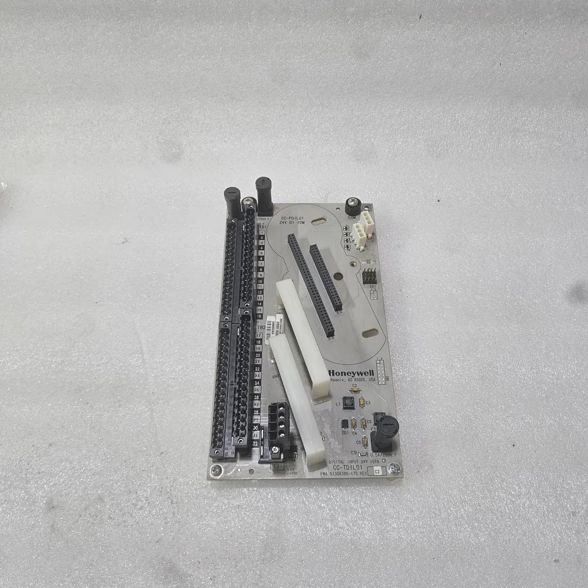 Honeywell CC-TDIL01 Digital Input Module 24V IOTA 51308386-175