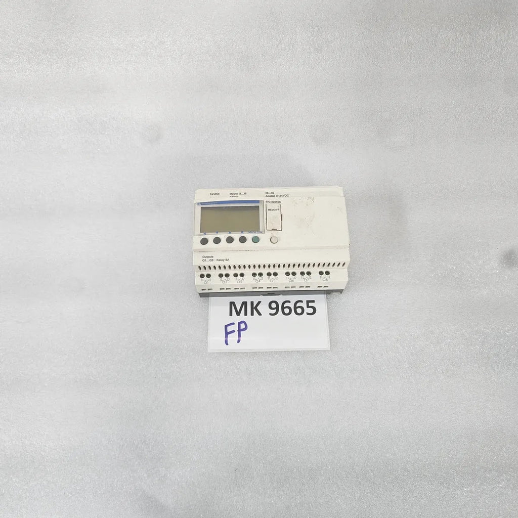 S Electric SR2 B201BD Zelio Logic Smart Relay 24VDC 8A - FOR PARTS