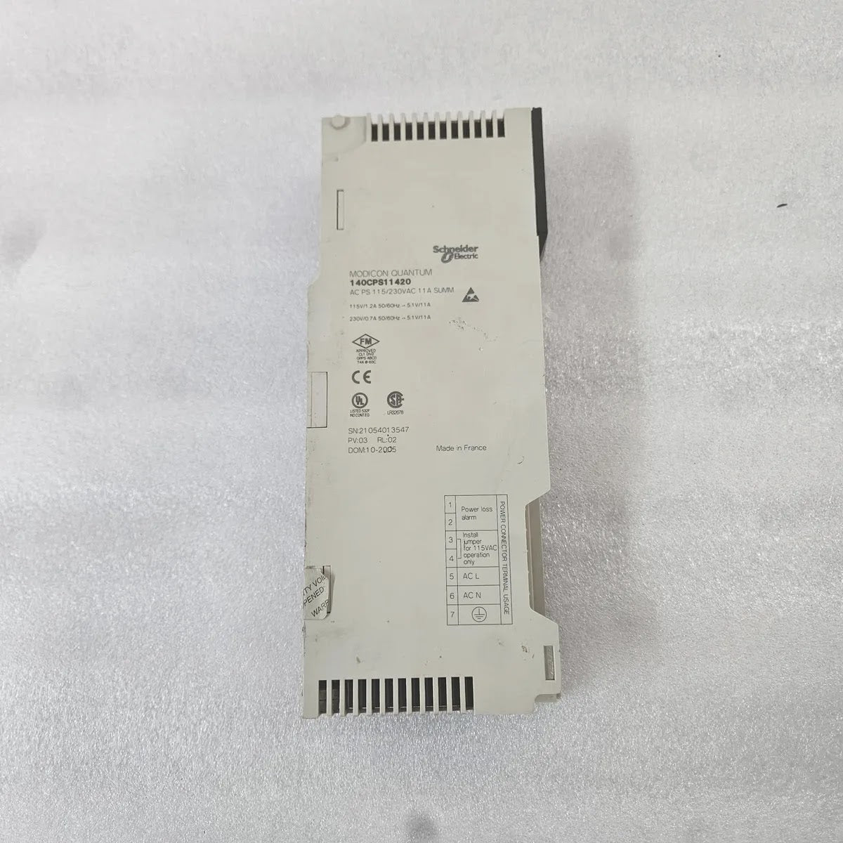 S Electric Modicon Quantum 140CPS11420 AC Power Supply 115/230VAC 11A