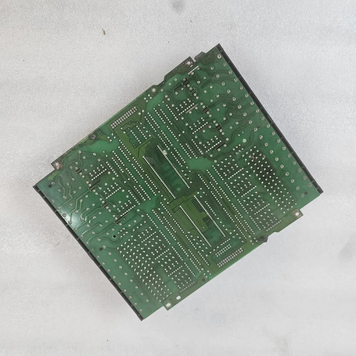 Omron 3G2C7-RI222 PLC Relay Output I/O Module Board