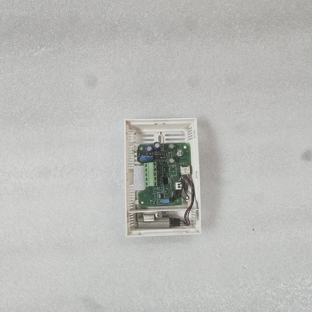 Carel DPWC111000 Wall Controller Unit