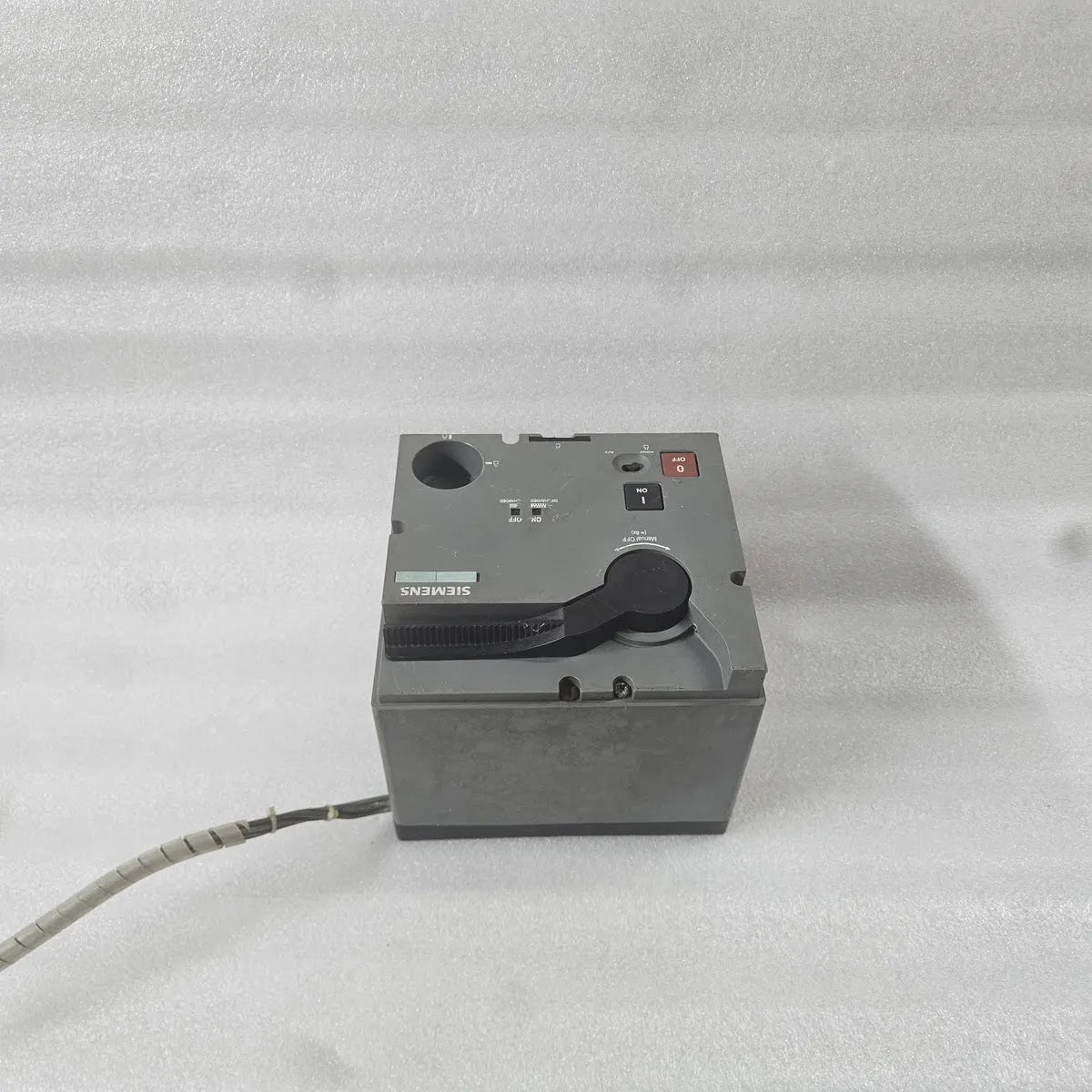 Siemens 3VL9600-3MJ00 Motor Operator VL630-VL800 24V DC