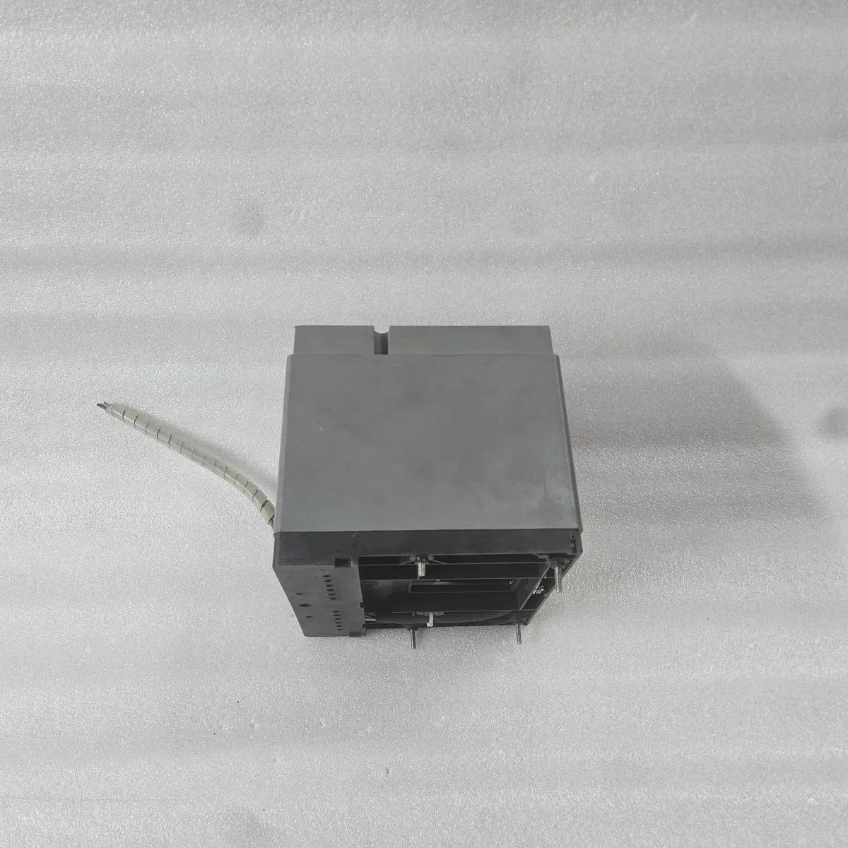Siemens 3VL9600-3MJ00 Motor Operator VL630-VL800 24V DC
