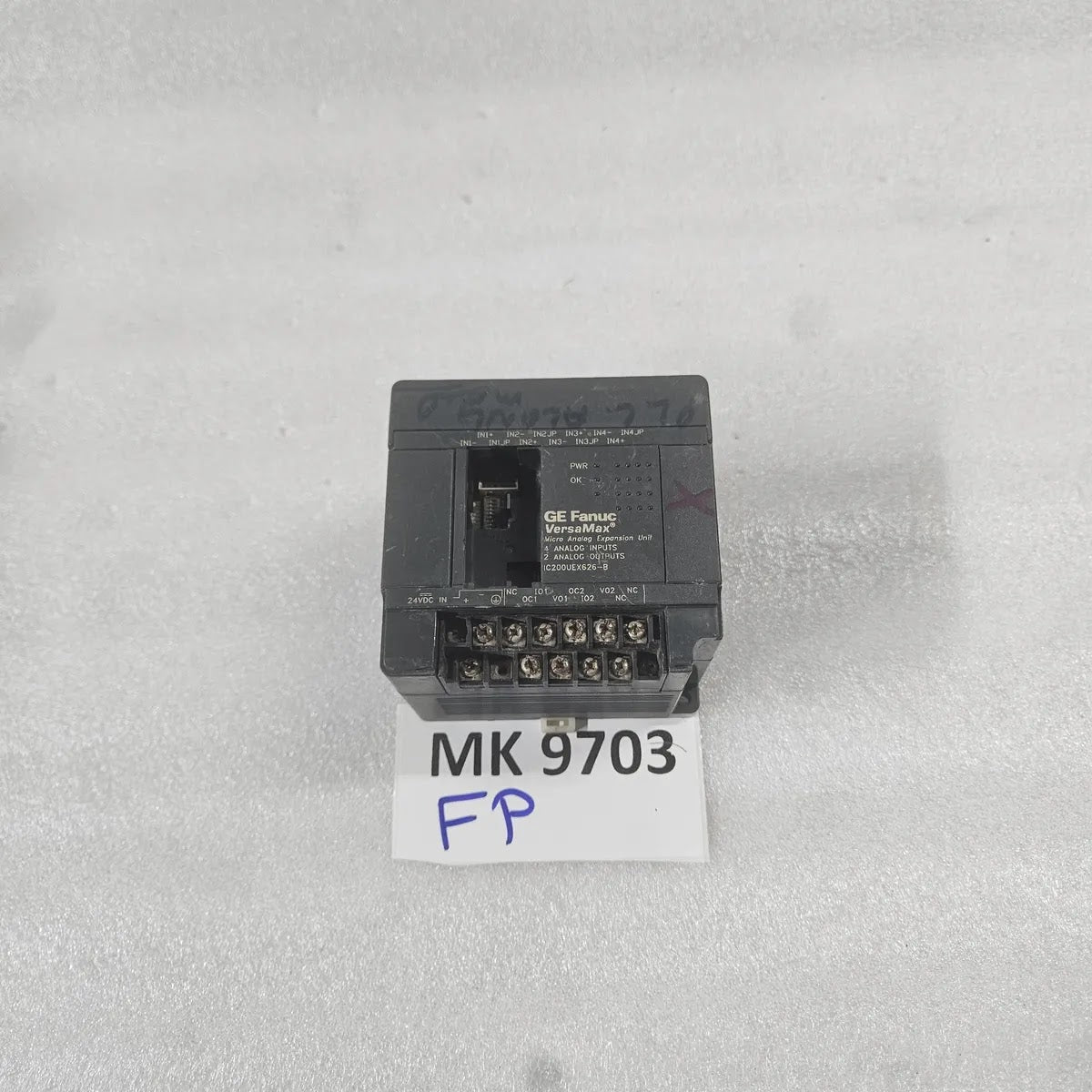 GE Fanuc VersaMax IC200UEX626-B Micro Analog Expansion Unit - FOR PARTS