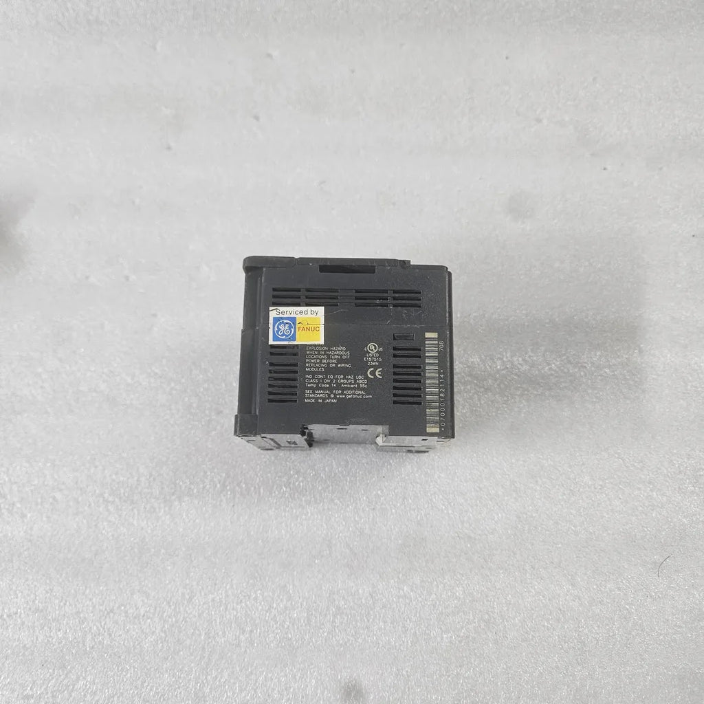GE Fanuc VersaMax IC200UEX626-B Micro Analog Expansion Unit - FOR PARTS