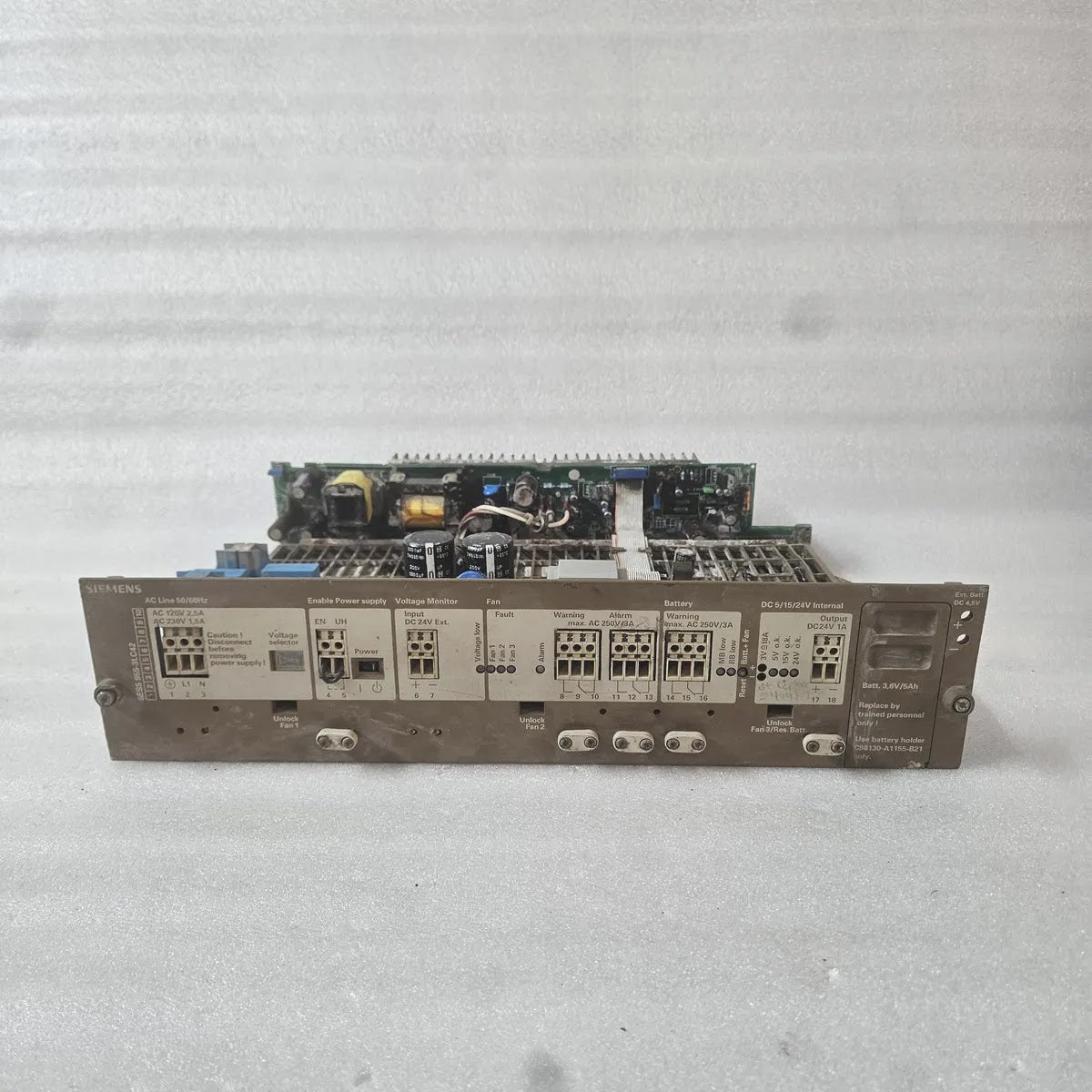 Siemens 6ES5 955-3LC42 Power Supply Module AC 120V/230V DC 5/15/24V - FOR PARTS