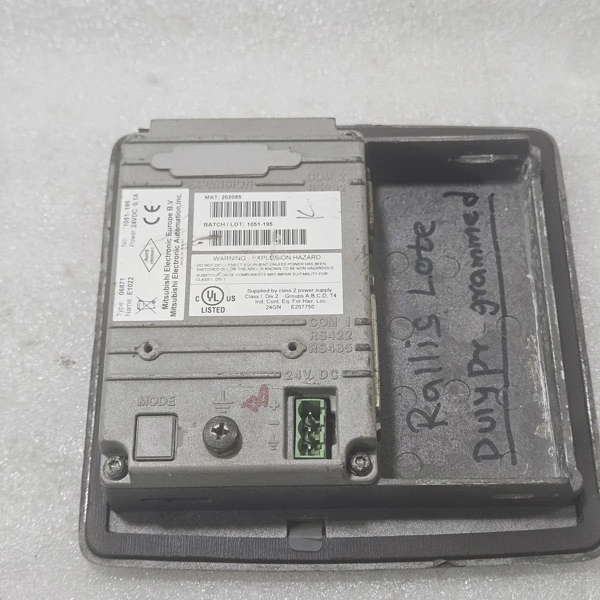 Mitsubishi E1022 Operator Interface HMI 24VDC RS422 RS485 - FOR PARTS