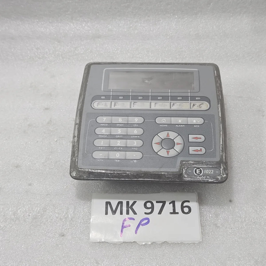 Mitsubishi E1022 Operator Interface HMI 24VDC RS422 RS485 - FOR PARTS