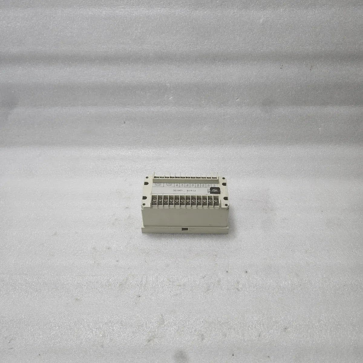 EAPL 428/072 I/O Relay Module F1-F8 +24V DC 8-Channel