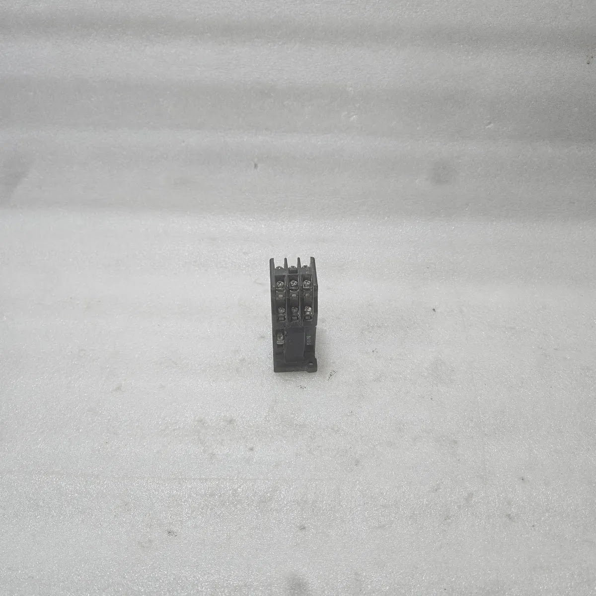 Fuji Electric SRC50-2F Aux Relay RC3631-02 200-220V
