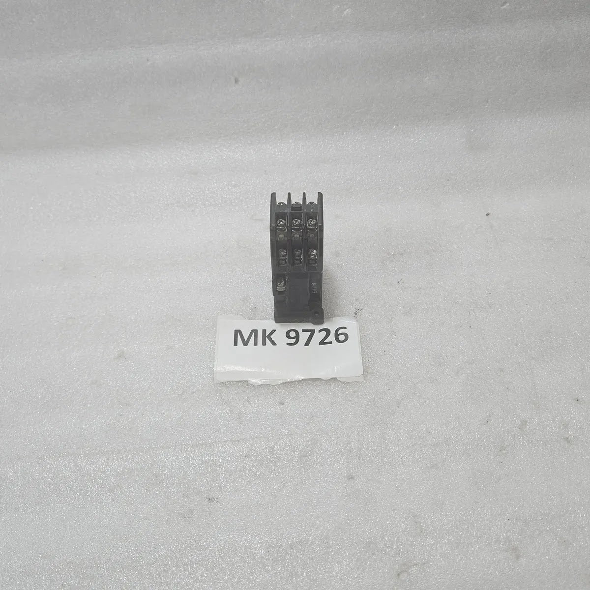 Fuji Electric SRC50-2F Aux Relay RC3631-02 200-220V