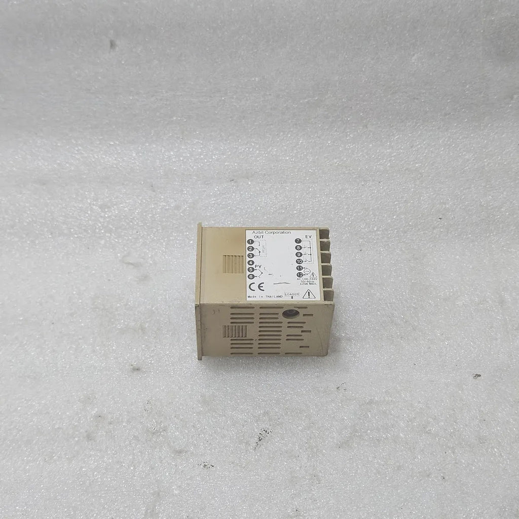 Azbil SDC15 C15TR0TA0100M029 Temperature Controller AC100-240V