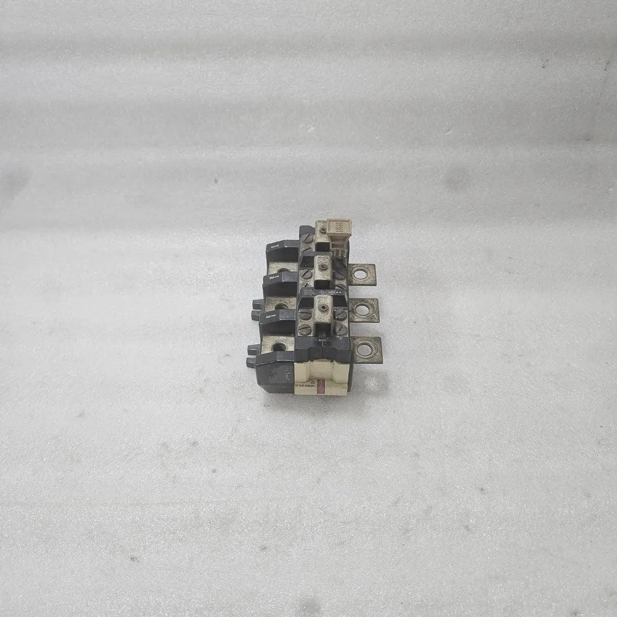 A Bradley Thermal Overload Relay 3-Pole with Reset