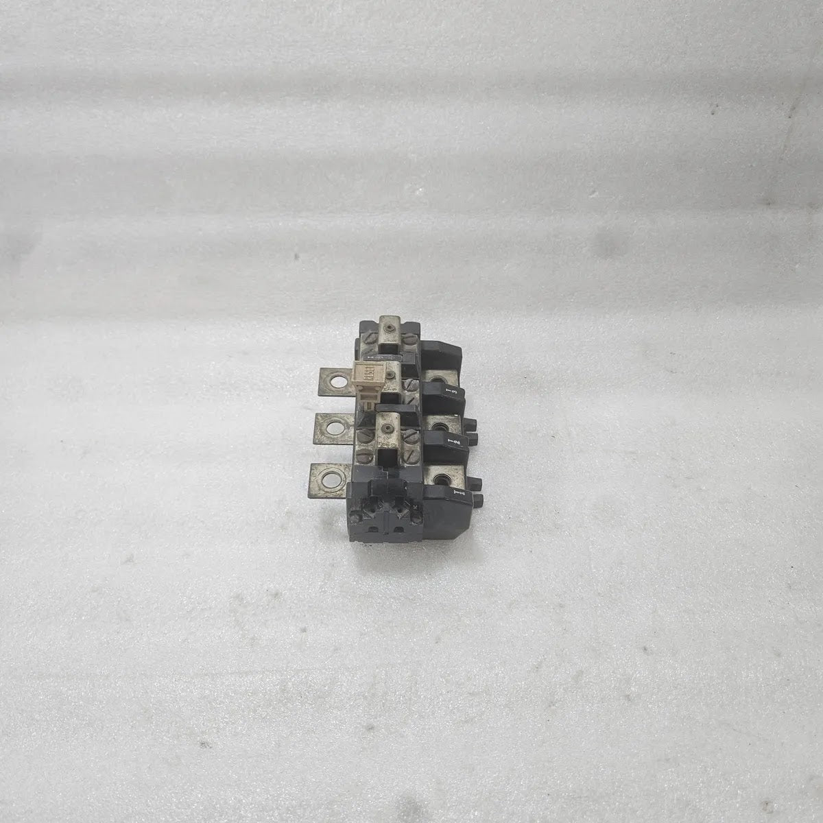 A Bradley Thermal Overload Relay 3-Pole with Reset