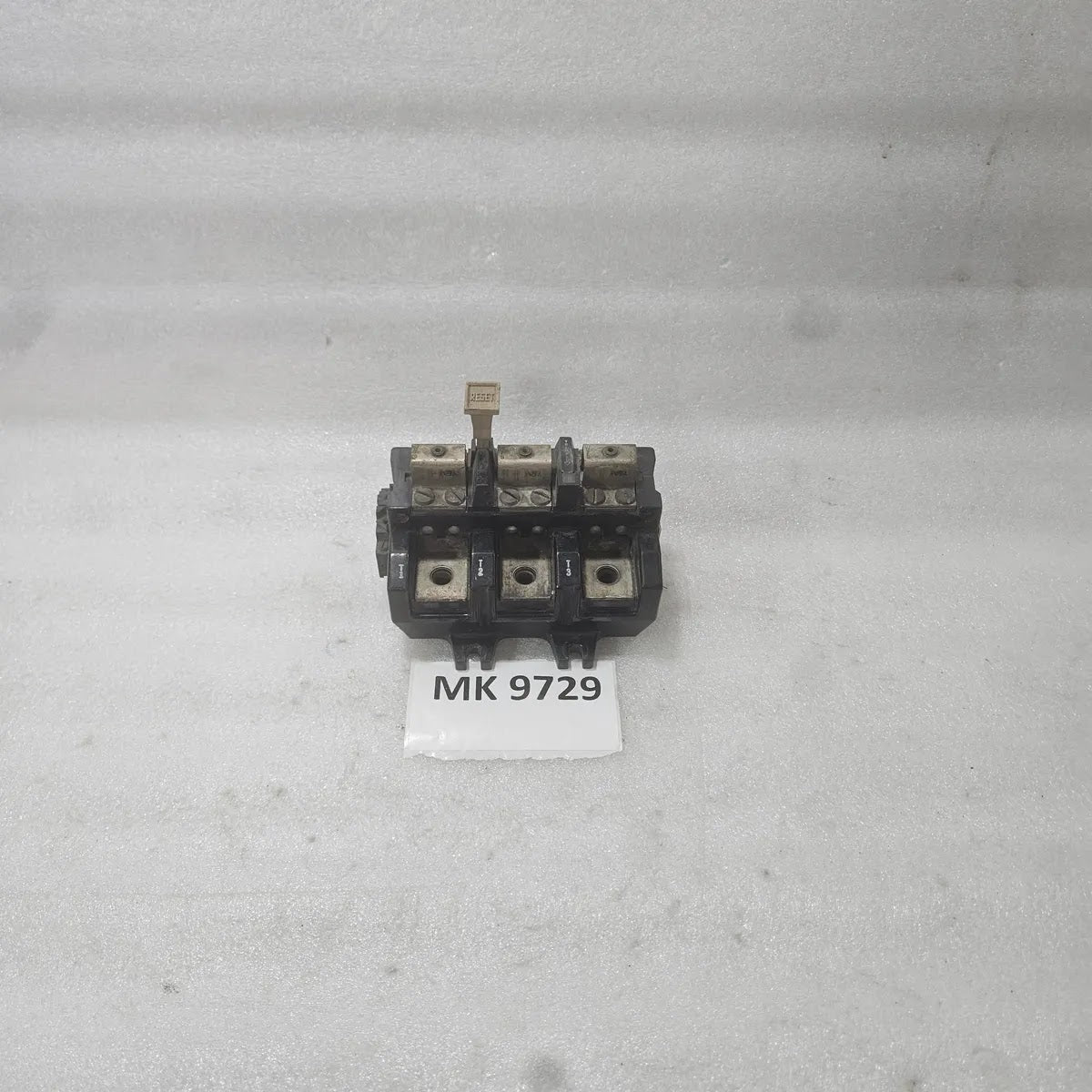 A Bradley Thermal Overload Relay 3-Pole with Reset
