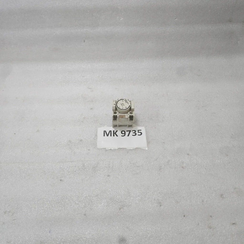 Sprecher+Schuh CZE 3 Timer Block 660V 16A 1NO 1NC CS3 CA3
