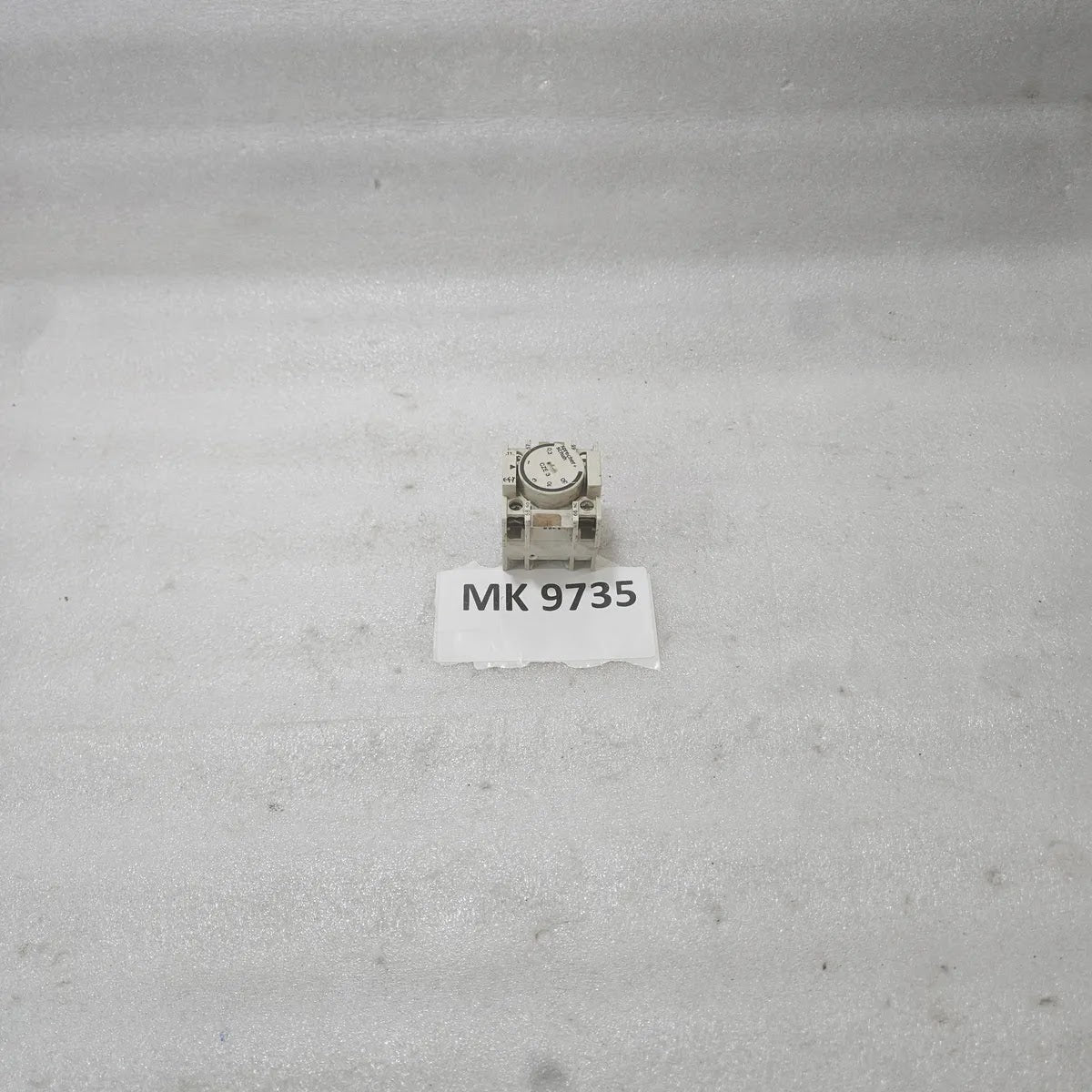 Sprecher+Schuh CZE 3 Timer Block 660V 16A 1NO 1NC CS3 CA3