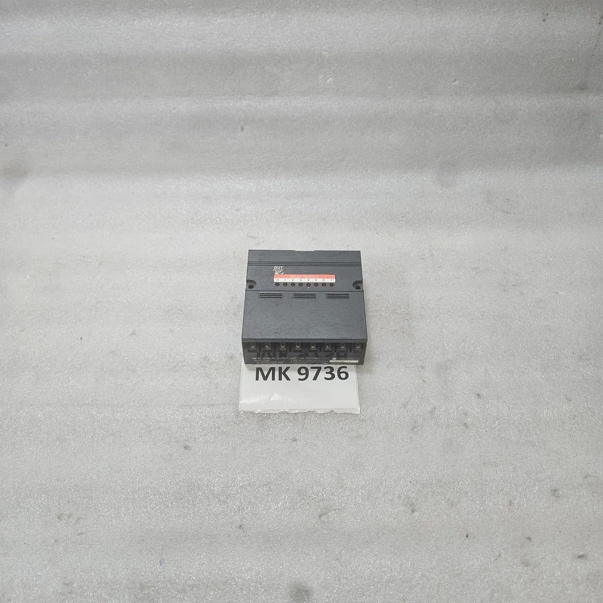 IDEC FA-1J PFJ-T081U 8-Relay Output Unit 5A 110VAC 2A 220VAC