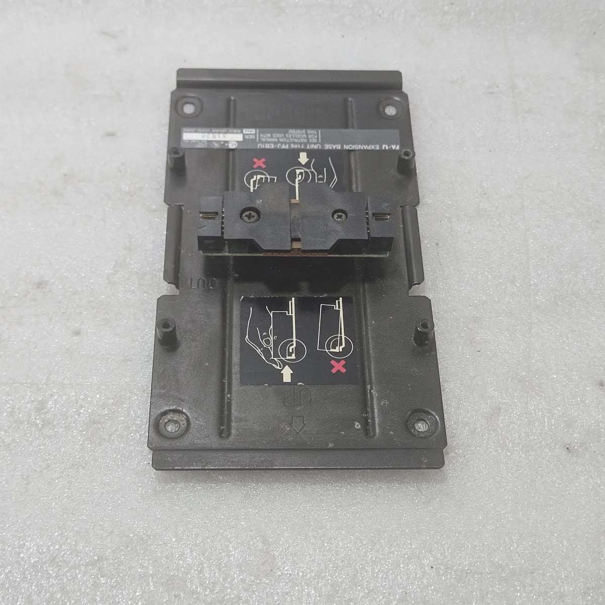 IDEC FA-1J PFJ-EB1U Expansion Base Unit PLC Module