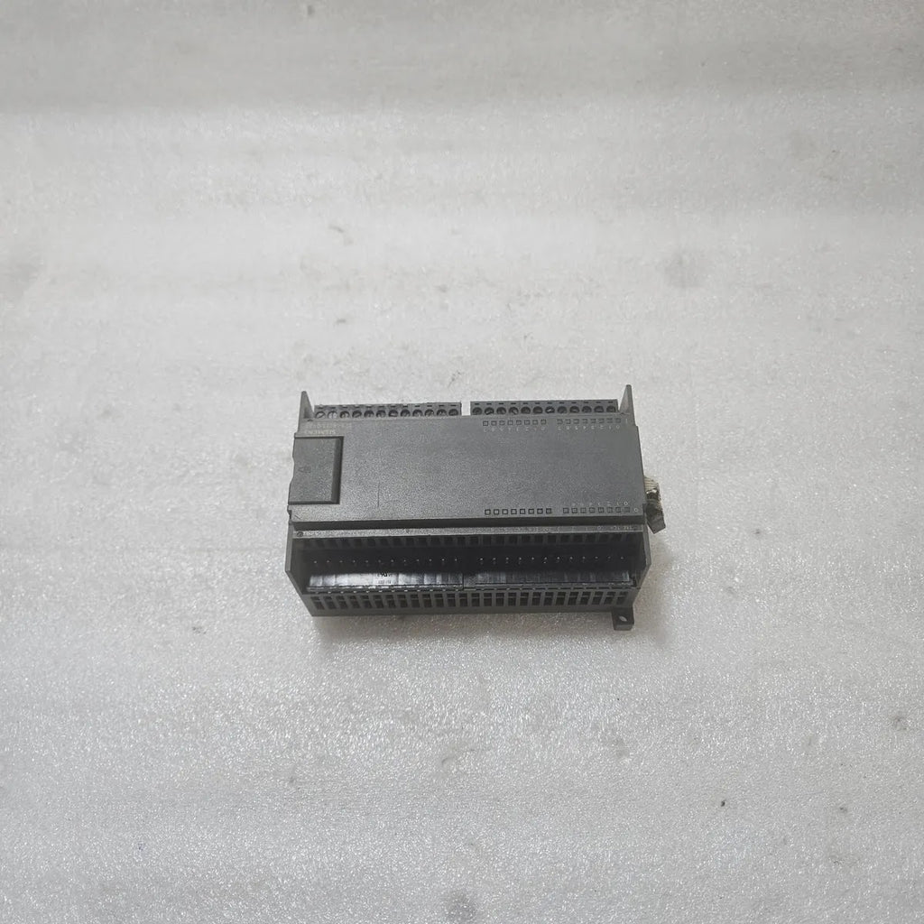 Siemens 6ES7 223-1BL22-0XA0 EM 223 DC/DC 16DI 16DO PLC Module - FOR PARTS