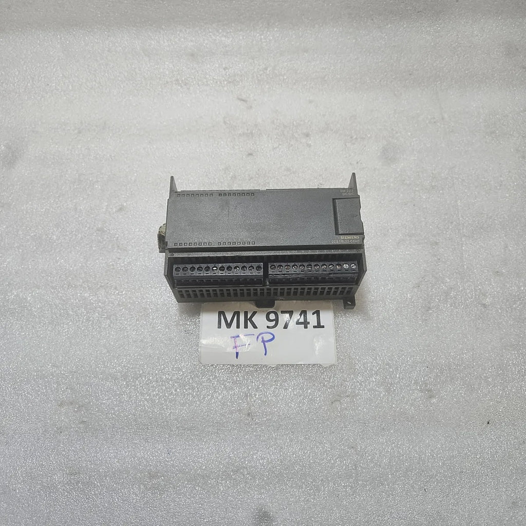 Siemens 6ES7 223-1BL22-0XA0 EM 223 DC/DC 16DI 16DO PLC Module - FOR PARTS