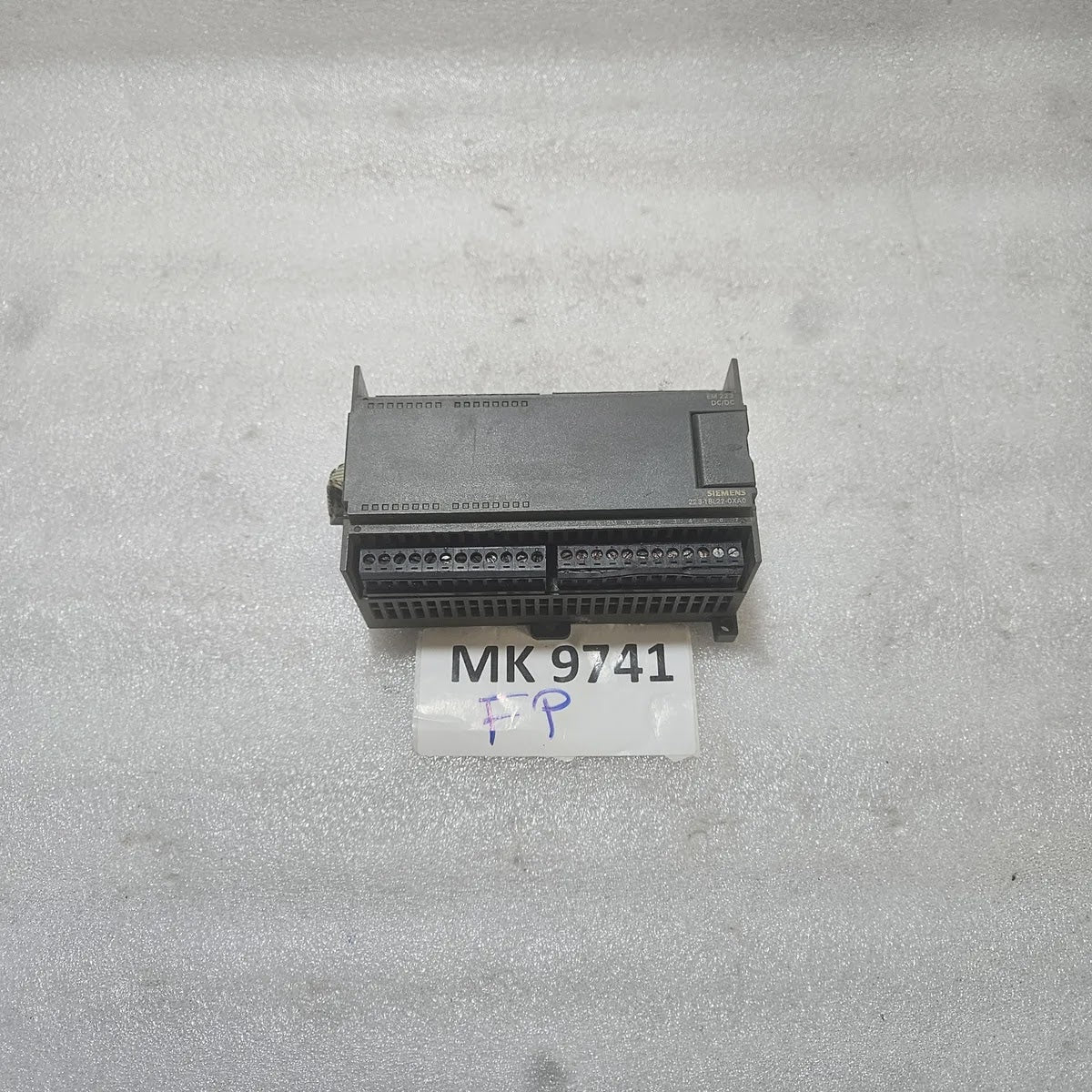 Siemens 6ES7 223-1BL22-0XA0 EM 223 DC/DC 16DI 16DO PLC Module - FOR PARTS