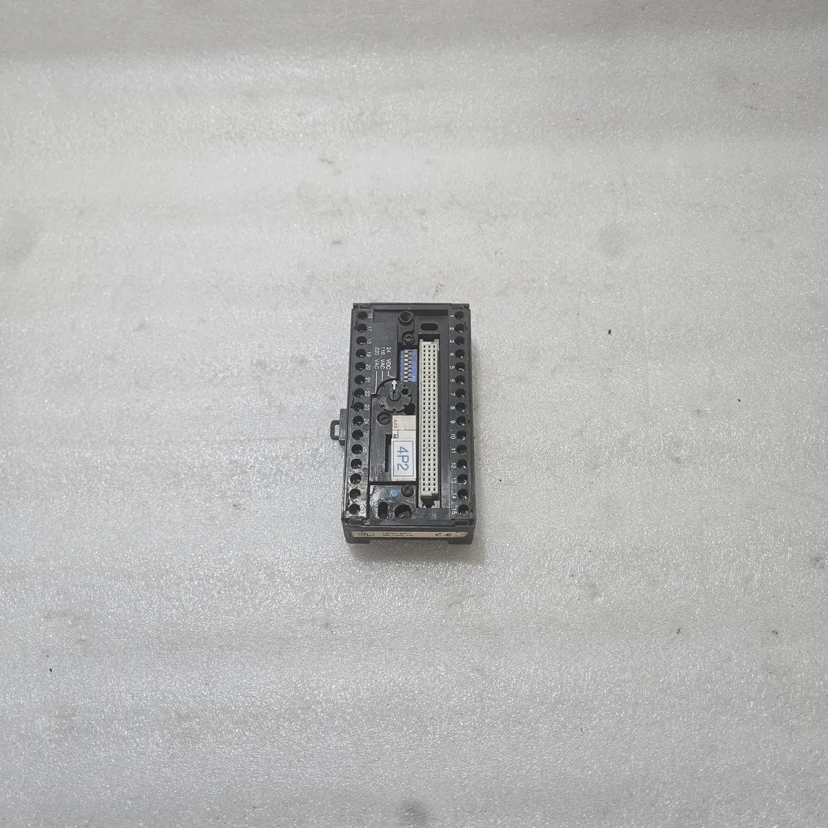ABB ECZ FPR3700001R0001 Procontic CS31 I/O Plug-In Base