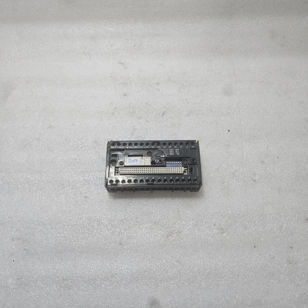 ABB ECZ FPR3700001R0001 Procontic CS31 I/O Plug-In Base