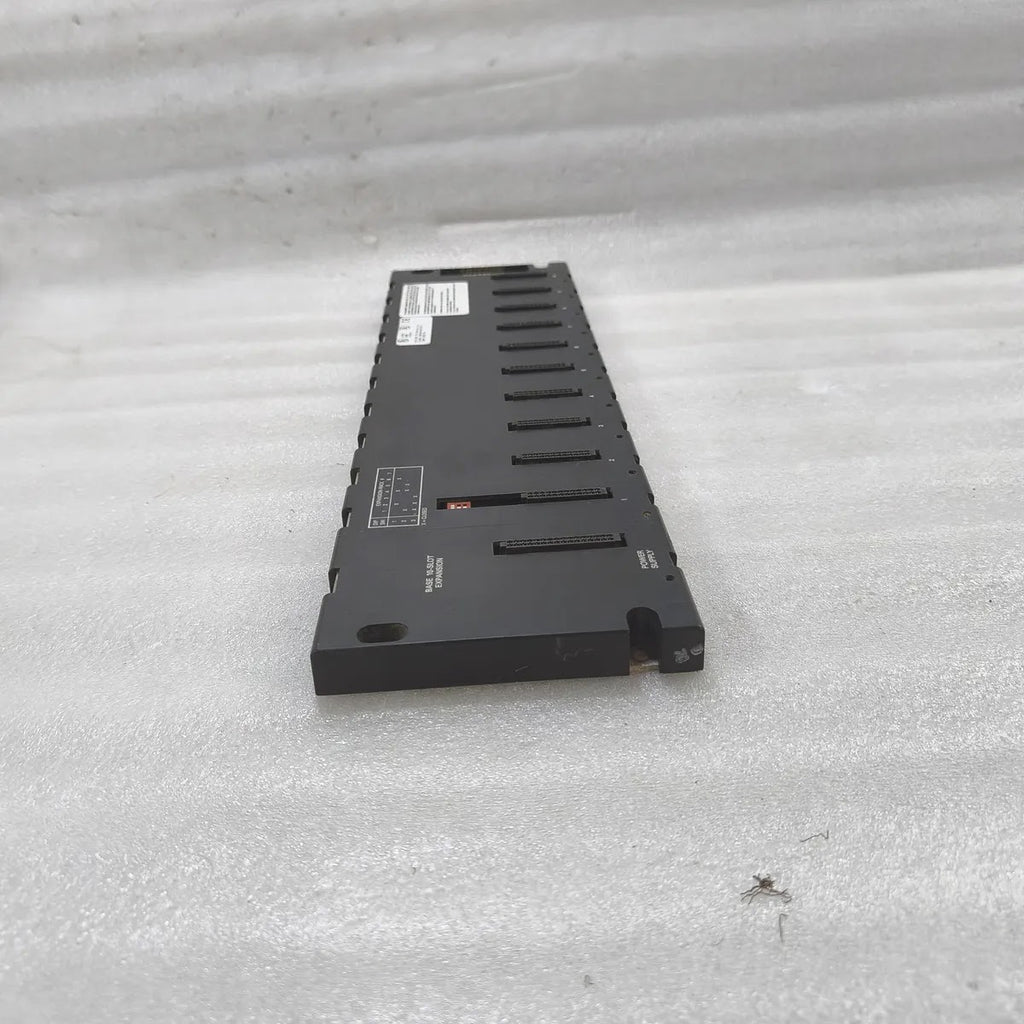 GE Fanuc Base 10-Slot Expansion Rack PLC I/O Class I Div 2 T4A UL
