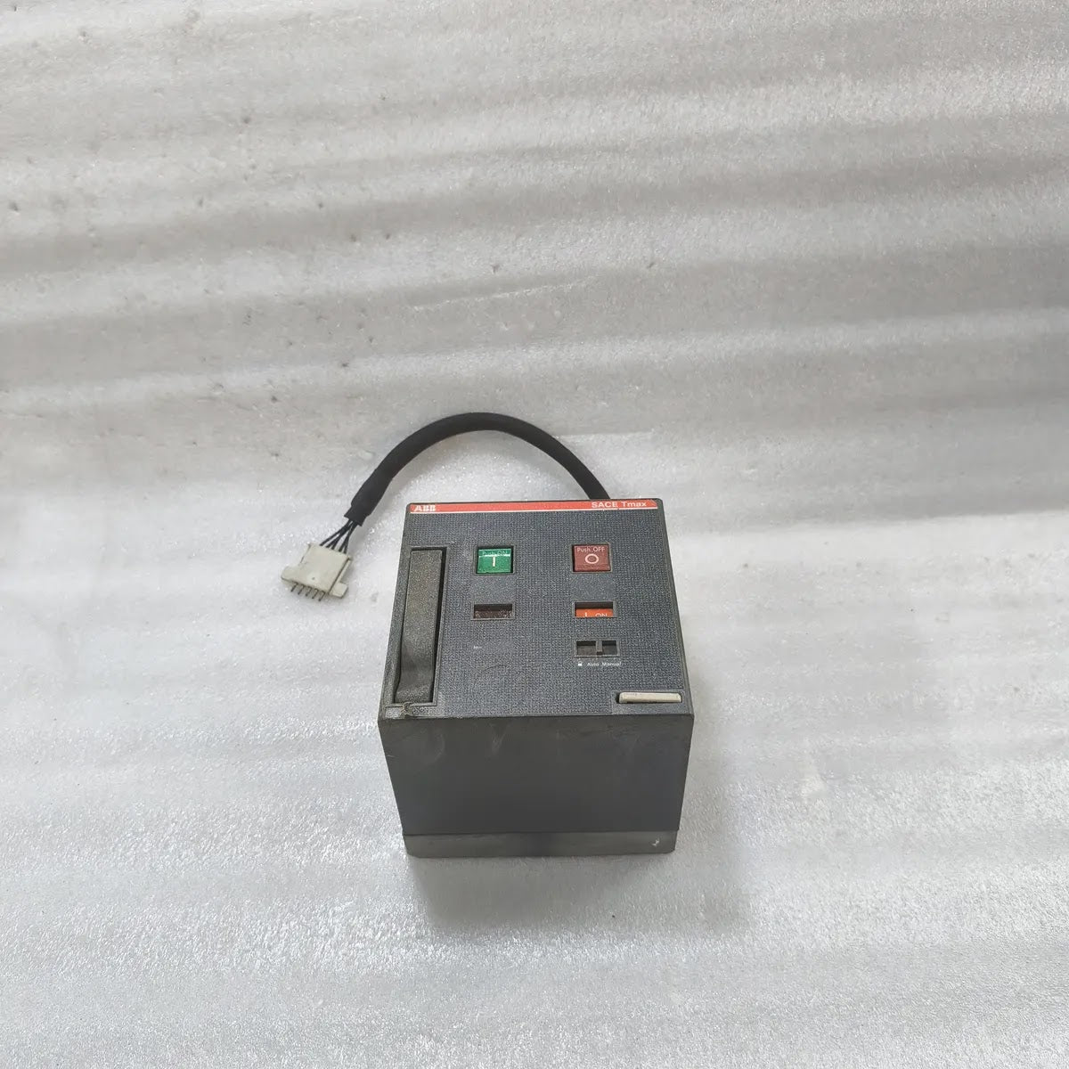 ABB MOE T4-T5 Motor Operating Mechanism 220-250V 50-60Hz SACE Tmax