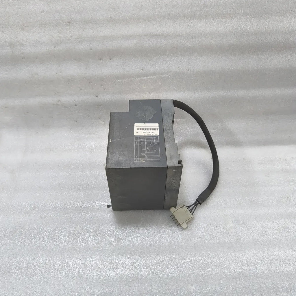 ABB MOE T4-T5 Motor Operating Mechanism 220-250V 50-60Hz SACE Tmax