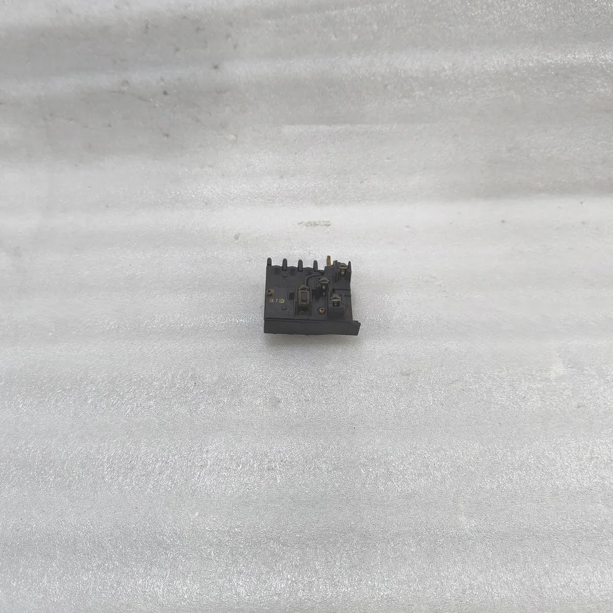Fuji RCo3737-1C Auxiliary Contact Block for Fuji Contactors