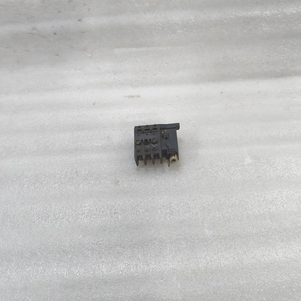 Fuji RCo3737-1C Auxiliary Contact Block for Fuji Contactors