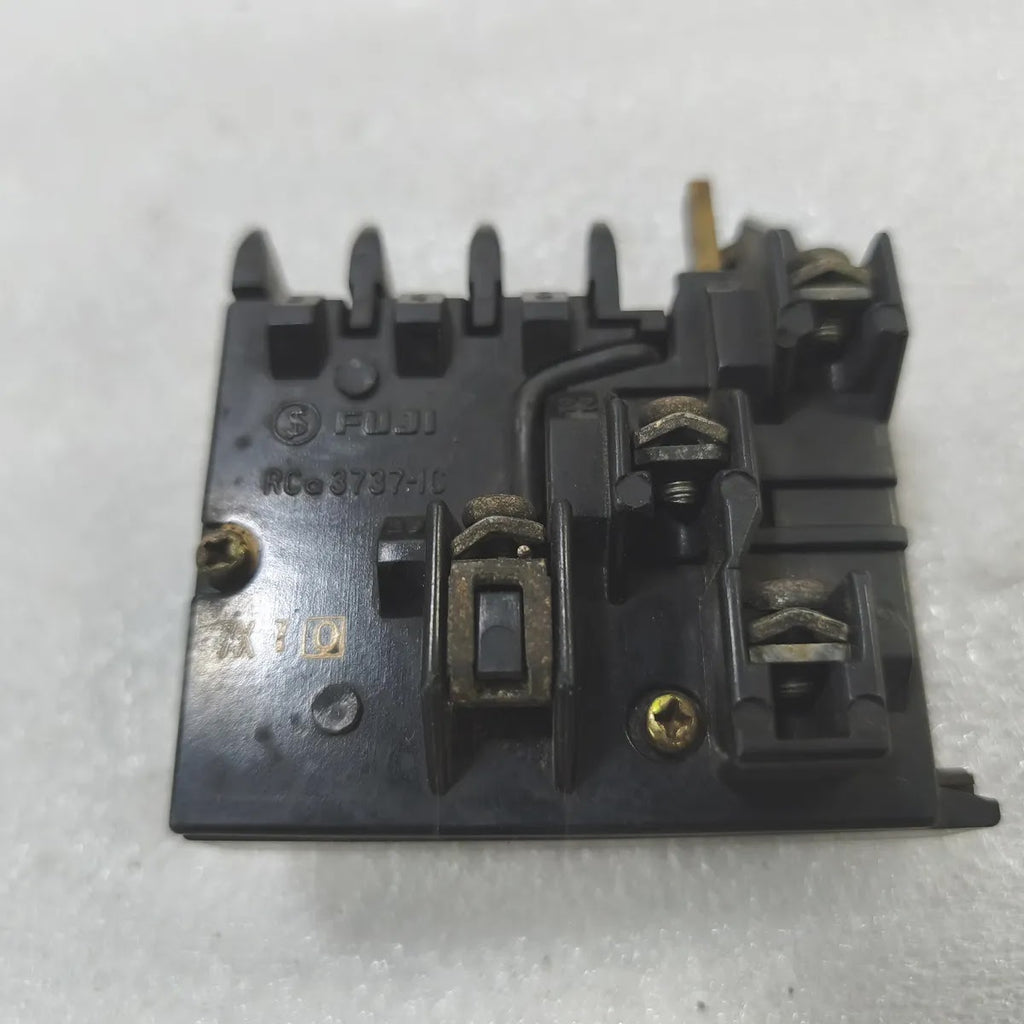 Fuji RCo3737-1C Auxiliary Contact Block for Fuji Contactors